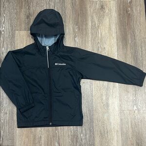 Columbia Black Windbreaker/raincoat Jacket with Hood
